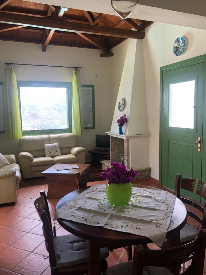 Erato Villa سكوبيلوس تاون المظهر الخارجي الصورة